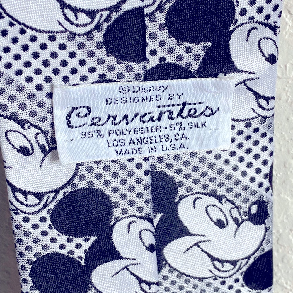 Disney Men’s Mickey Mouse Tie by Cervantes. - Picture 4 of 9